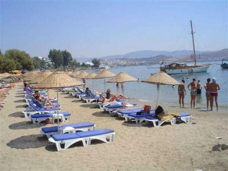 Salinas Beach Hotel Bodrum-Boutique Concept Gümbet 3*, Bodrum